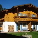 Meister-s-ferienhaus-tiere-herzlich-willkommen-koenigswinkel *